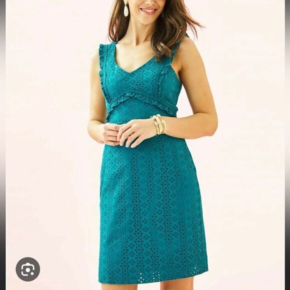 Lilly Pulitzer Kaylee Shift Dress Petite Petal Eyelet - Picture 8 of 8